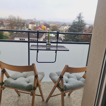 Studio Kulla Avec Terasse 5Mn Basel Airport Saint-Louis  Luaran gambar
